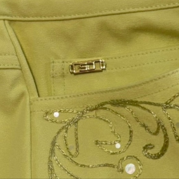 ST. JOHN PANTS SUIT YELLOW SIZE LARGE EXCELLENT CONDITION - Picture 15 of 15